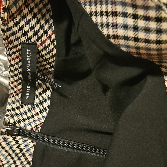 White House Black Market Mini Zipper Accent Houndstooth Skirt - Picture 2 of 3